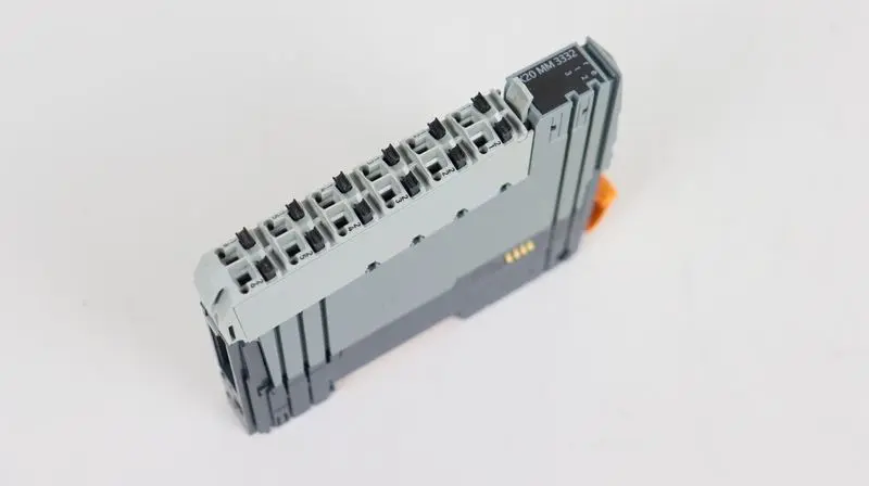 Produktfoto 1 von B&R Digital Motor Module X20 MM 3332 + X20 BM 11 TOP ZUSTAND