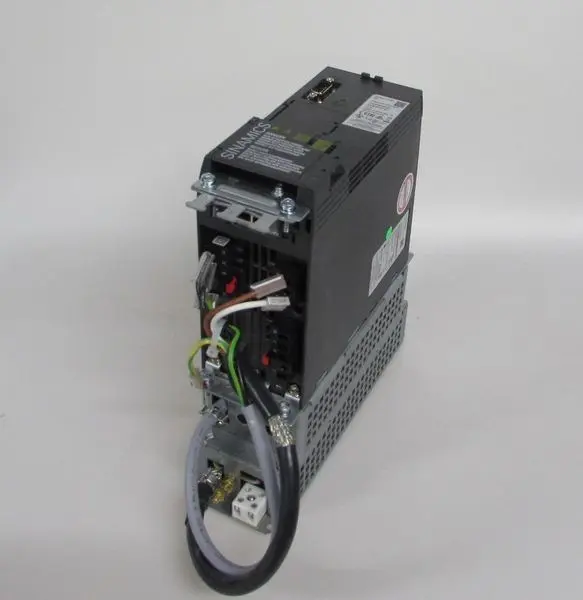 Produktfoto 1 von Siemens Sinamics G120C PN 6SL3210-1KE12-3AF2 6SL3 210-1KE12-3AF2 FS:04 NEUWERTIG