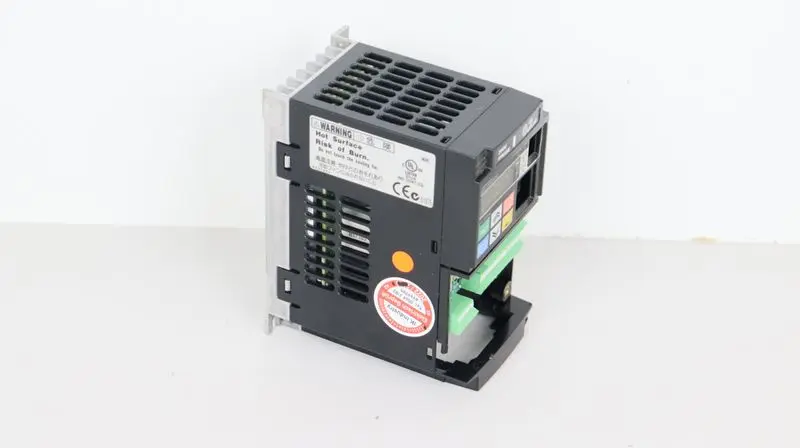 Produktfoto 1 von Omron Inverter 3G3MX2-AB002-E TESTED
