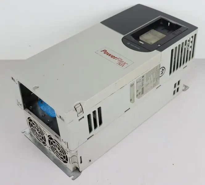 Produktfoto 1 von ALLEN BRADLEY POWER FLEX 753 20F11NC072JA0NNNNN SER.A 37kw TESTED & TOP ZUSTAND