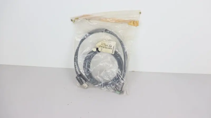 Produktfoto 1 von Heidenhain Anschlusskabel 313791-03 Kabel Cable 46B012 03S017 3m UNUSED OVP