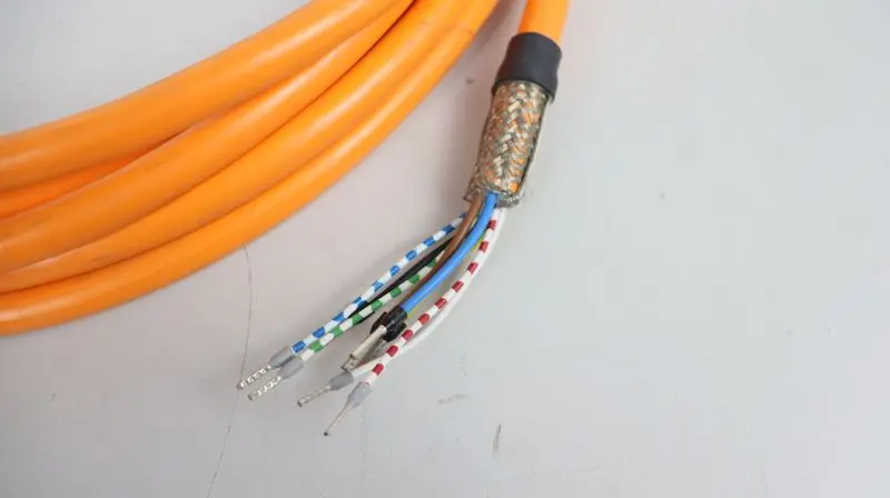 Produktfoto 1 von B&R 8CM007.12-1 Rev.D0 KW05/17 Chr. Nr. 359664 Motor Cable Kabel TOP ZUSTAND