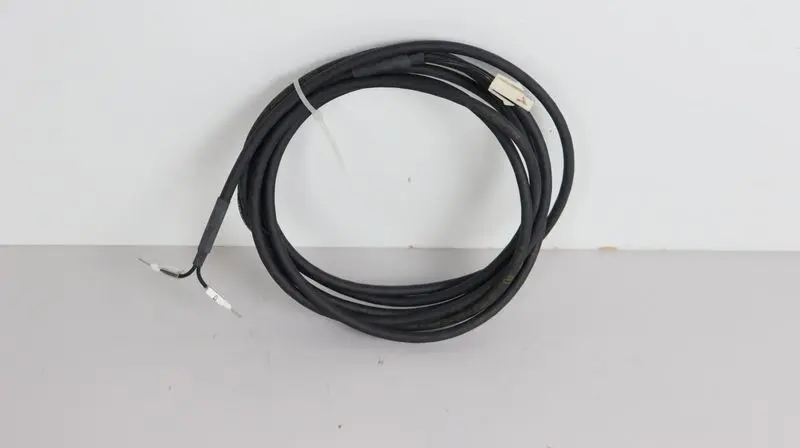 Produktfoto 1 von OMRON Connecting Cable E83517 AWM Style 21223 UNUSED