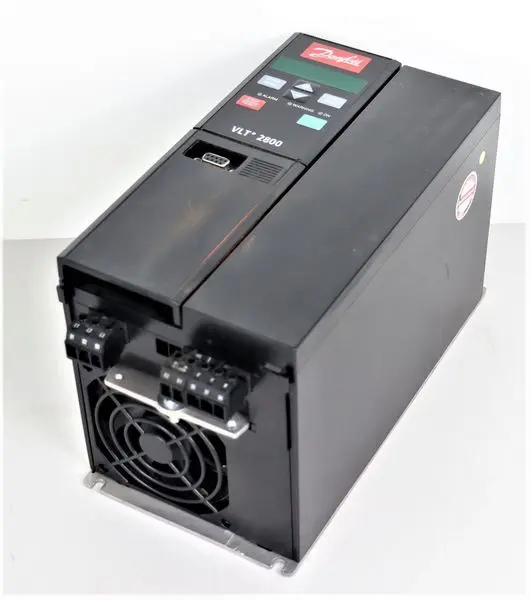 Produktfoto 1 von Danfoss VLT2800 VLT2875PT4B20SBR1DBF10A00C0 195N1104 TOP ZUSTAND TESTED