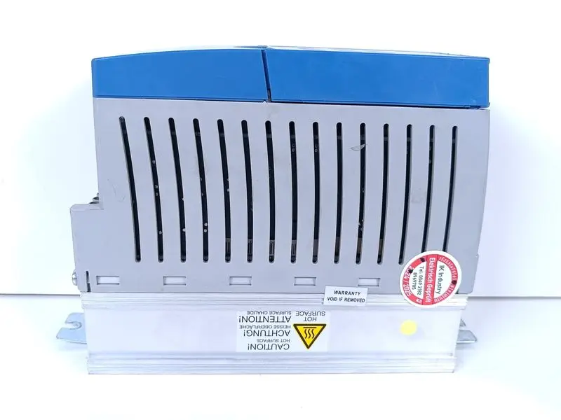 Produktfoto 1 von Nordac SK 500E-750-323-A + Keypad SK TU3-CTR TESTED & TOP ZUSTAND