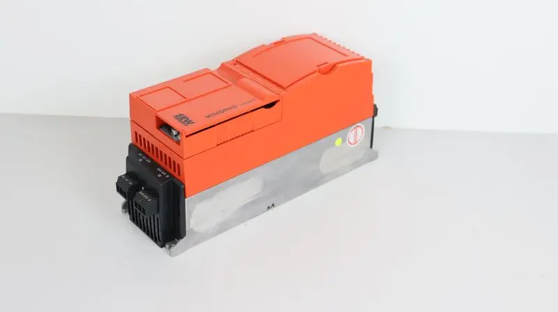 Produktfoto 1 von SEW Eurodrive MCF40A0040-5A3-4-00 + MDX60A0040-5A3-4-00 TESTED & TOP ZUSTAND