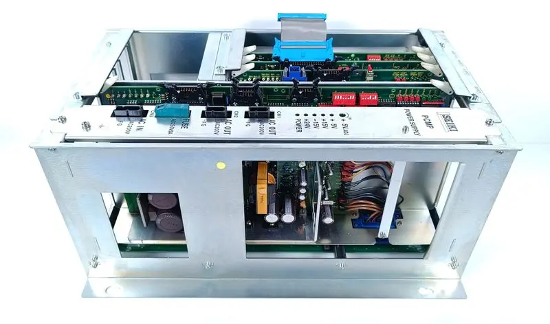 Produktfoto 1 von Hitachi Seiki Seicos 3 PCMP Netzteil und komplettes Rack TOP ZUSTAND