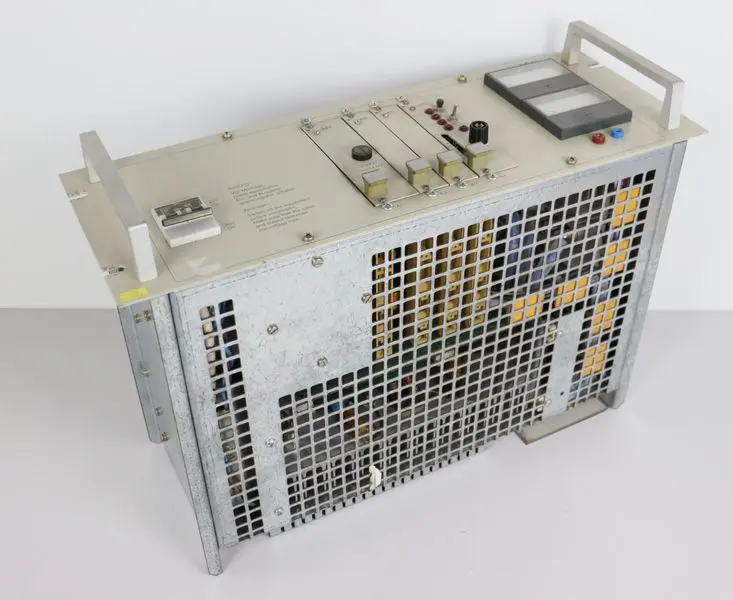 Produktfoto 1 von AEG AC 2000 Typ E 220 G 24/65 BWrug-Cu 220V TOP ZUSTAND