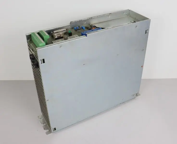 Produktfoto 1 von Indramat CLM01.2-X 239368-02076 LA 01.2-002.1 ohne Bedienfeld TOP ZUSTAND