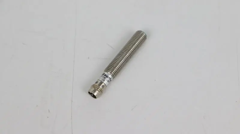 Produktfoto 1 von Baumer Induktiver Näherungsschalter IFRM 08P1702/S35L TOP ZUSTAND