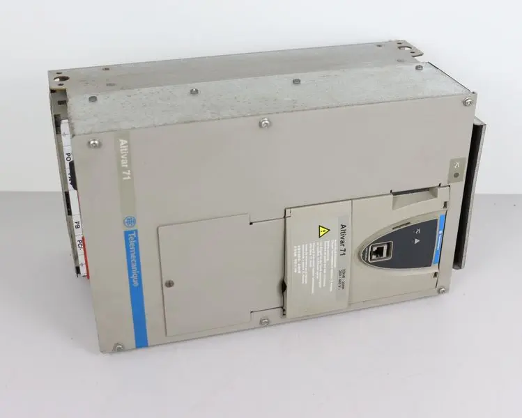 Produktfoto 1 von Schneider Telemecanique ATV71HD22N4 Altivar 71 V1.1 IE06 22kW 380-480V TESTED