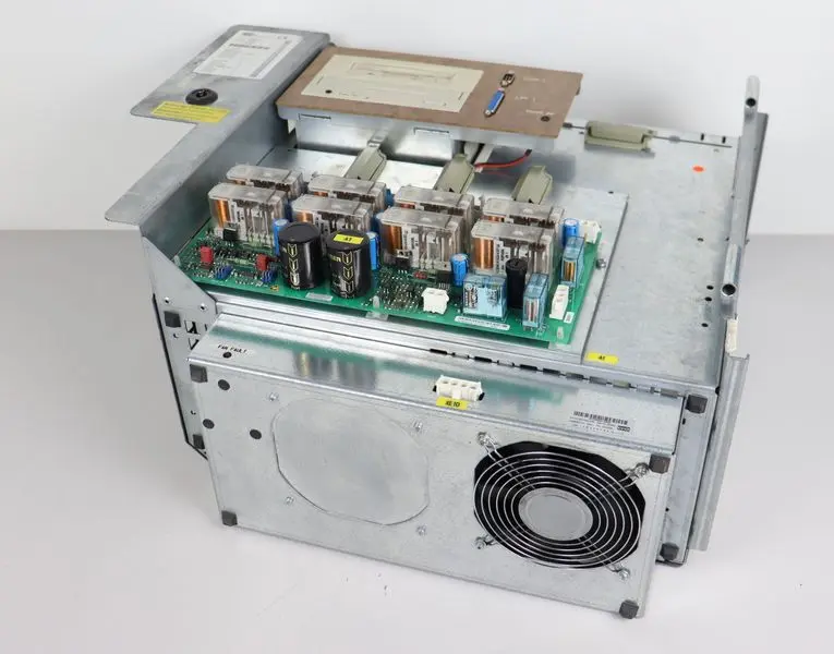 Produktfoto 1 von KUKA K C1 00104262 COMPUTER + 00-102-698 Ver.03