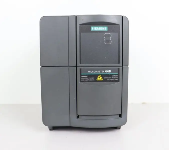 Produktfoto 1 von Siemens Micromaster 440 Inverter 6SE6440-2AB21-5BA1 230V 1,5kw TESTED & UNUSED
