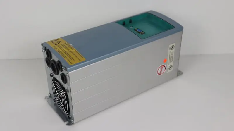 Produktfoto 1 von Vacon 1.1CXS4A2I1 400V 3,5/4,5A 1,1/1,5kW Frequenzumrichter TESTED