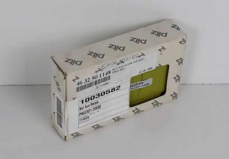 Produktfoto 1 von PILZ PNOZ XE1 24VDC Not Aus Relais Safety Relay 774620 UNUSED & OVP