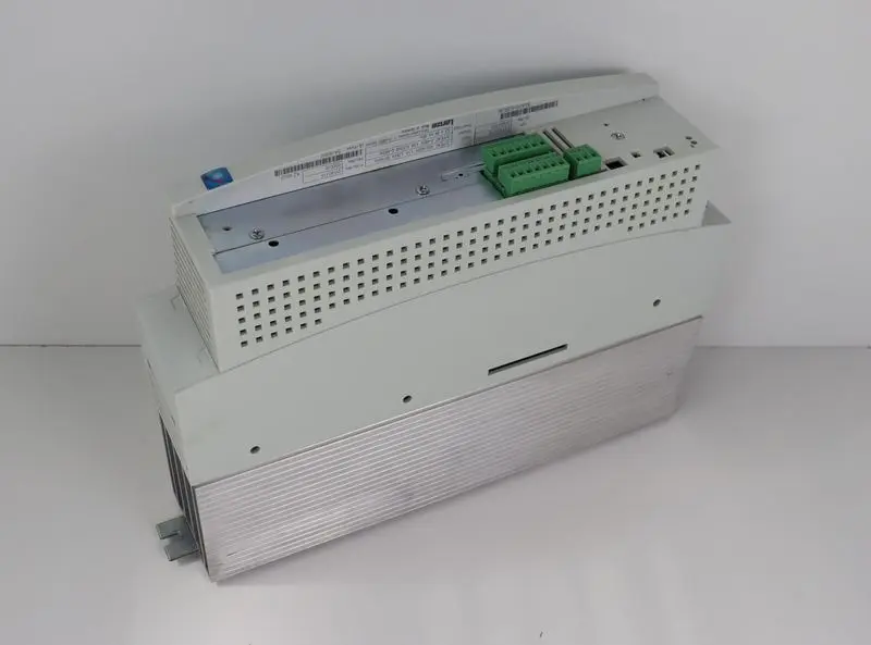 Produktfoto 1 von Lenze Frequenzumrichter EVF8241-E ID-No. 00464755 TESTED & TOP ZUSTAND