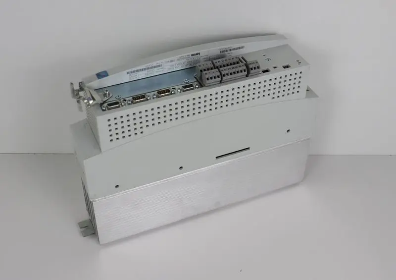 Produktfoto 1 von Lenze EVS9321-ES 33.9321SE.8G.81. ID-No. 13325133 TESTED & TOP ZUSTAND