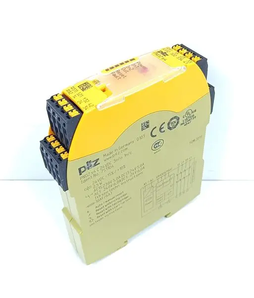 Produktfoto 1 von PILZ PNOZ s4 C 24 VDC 3n/o 1n/c Ident.No 751104 Version 1.0 TESTED & TOP ZUSTAND