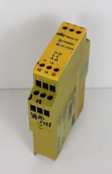 Produktfoto 1 von PILZ PNOZ X7 24 VACDC 2n/o ID.NO.: 774059 TESTED