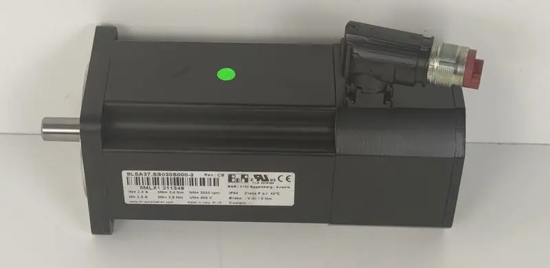 Produktfoto 1 von B&R Automation Servomotor 8LSA37.SB030S000-3 REV.: C8 NEUWERTIG