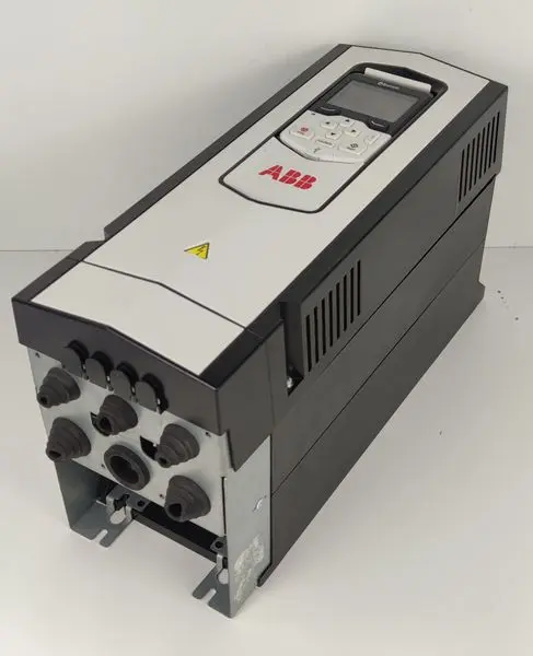 Produktfoto 1 von ABB ACS880-01-12A6-3 +E200+K454+K475+R701 400V 5,5kw TESTED & TOP ZUSTAND