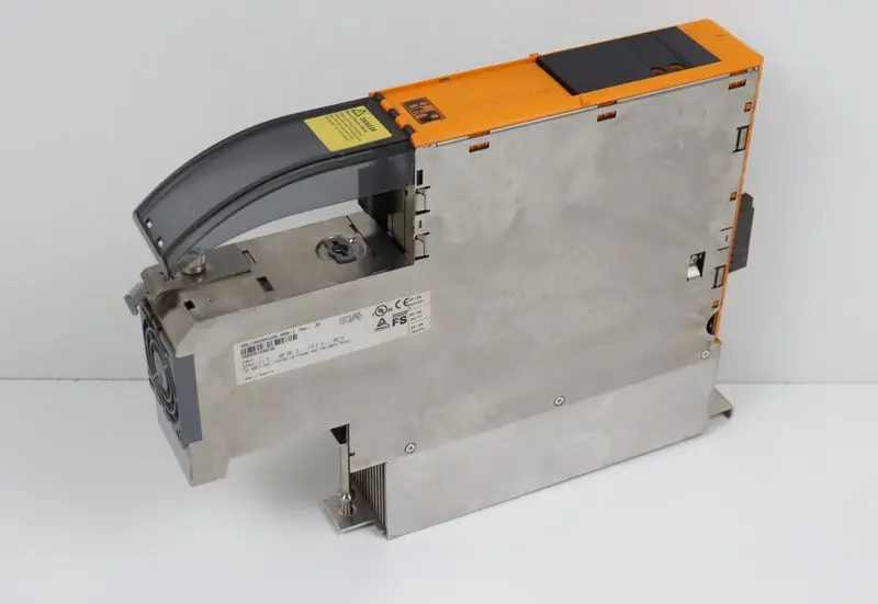 Produktfoto 1 von B&R ACOPOS MULTI I0028S 8BVI0028HWS0.000-1 Rev. J0 Servo Drive NEUWERTIG