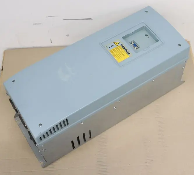 Produktfoto 1 von Vacon Frequenzumrichter NXS00725A2H0SSSA1A3000000 400V 61/72A TESTED TOP ZUSTAND