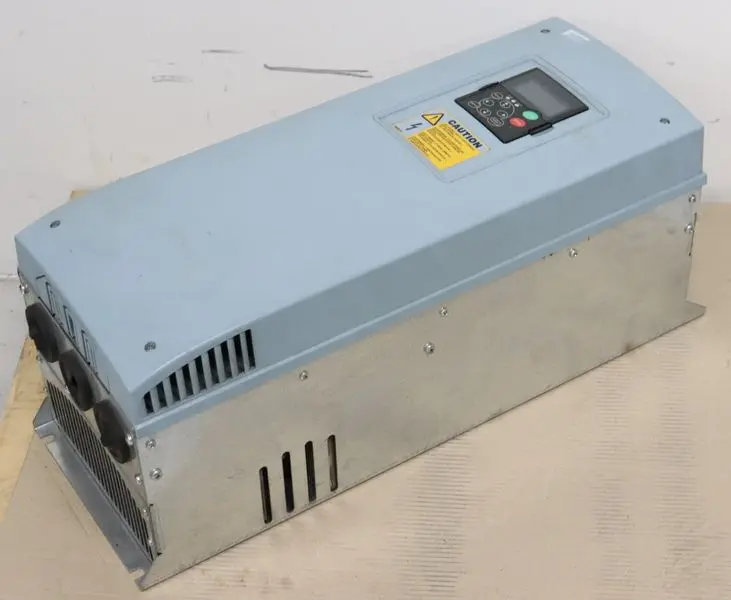 Produktfoto 1 von Vacon Frequenzumrichter NXS01055A2H1SSSA1A3000000 55kw 400V TESTED TOP ZUSTAND
