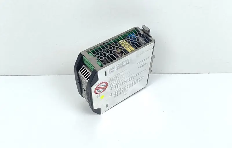 Produktfoto 1 von MURR Elektronik 85440 Emparro 5-100-240/24 Power Supply TESTED & TOP ZUSTAND