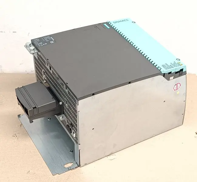 Produktfoto 1 von Siemens Active Line Module 120KW 6SL3130-7TE31-2AA3 FS: E TESTED NEUWERTIG