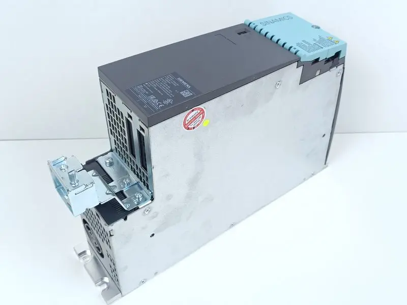 Produktfoto 1 von Siemens 6SL3120-1TE23-0AC0 Single Motor Module FS: D TESTED & NEUWERTIG