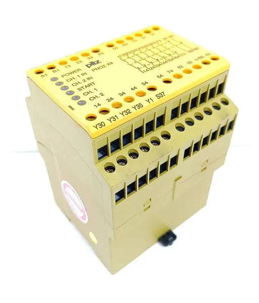 Produktfoto 1 von Pilz PNOZ X9 24VAC 24VDC 7n/o 2n/c 2so ID No 774609 TESTED & TOP ZUSTAND