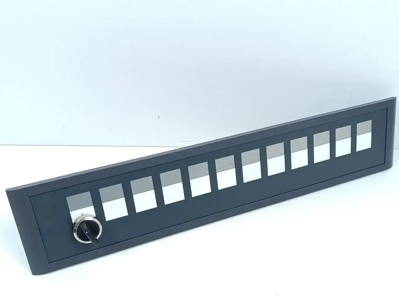 Produktfoto 1 von Siemens Sinumerik 6FC5247-0AA43-1AA0 PP012 ERWEITERUNG 1 SWITCH TOP ZUSTAND