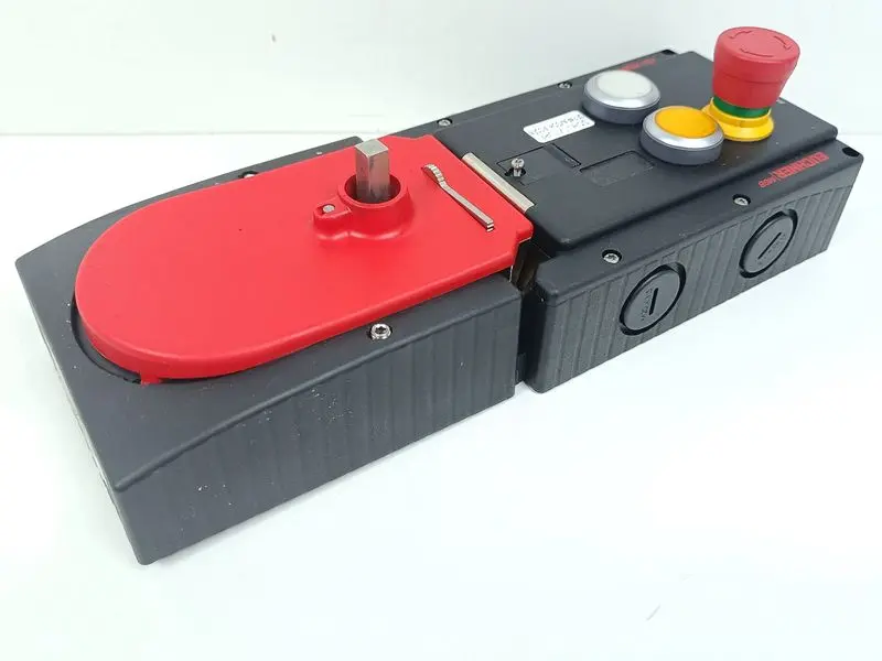 Produktfoto 1 von Euchner MGB-H-AA1A1-L-106619 + MGB-L1-ARA-AA2A1-S1-R-116301 TOP ZUSTAND