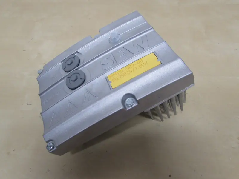 Produktfoto 1 von SEW Eurodrive MM11D-503-00 Antriebsumrichter Movimot D BG1 TOP ZUSTAND