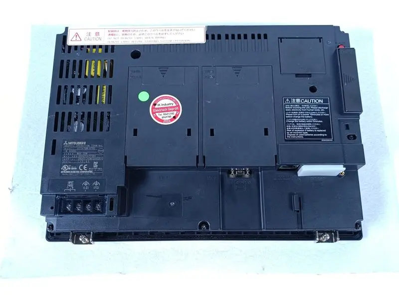 Produktfoto 1 von Mitsubishi Electric Graphic Operation Terminal GT1675M-VTBD TESTED & NEUWERTIG