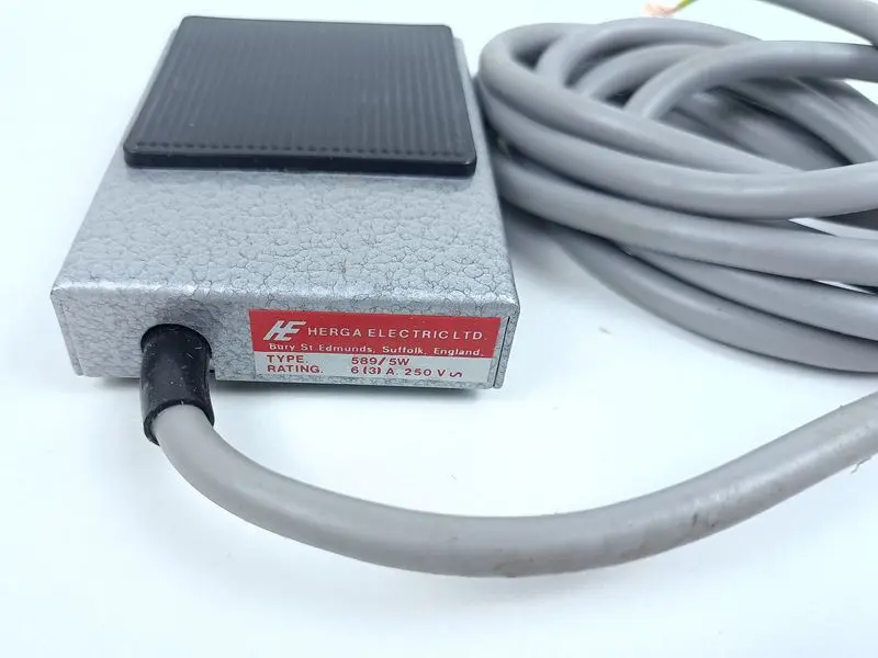 Produktfoto 1 von HERGA ELECTRIC 589/5W Fußschalter