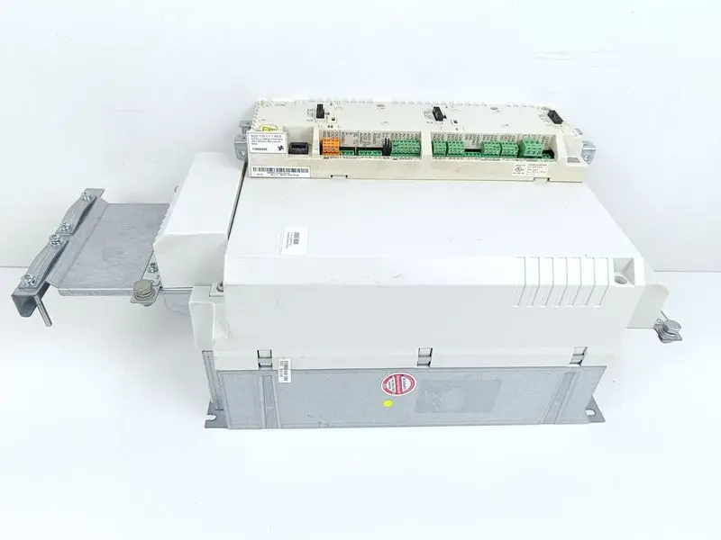 Produktfoto 1 von ABB EMTEC-A ACSM1-SPAS-073A-4 + SCD 110 1.1 1.48-S TESTED TOP ZUSTAND