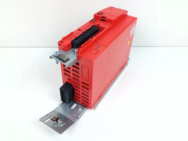 Produktfoto 1 von SEW Movitrac B MC07B0008-5A3-4-00 0,75kW 400V TESTED & TOP ZUSTAND