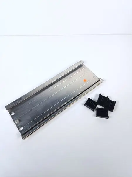 Produktfoto 1 von Siemens 6ES7 390-1AE80-0AA0 Profilschiene 328mm + 4 Busverbinder
