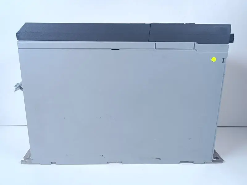 Produktfoto 1 von Danfoss FC-302P15KT5E20H1XGXXXXSXXXXA0BXCXXXXDX 131F8887 15kw 400V TESTED TOP