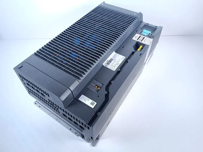 Produktfoto 1 von Siemens SINAMICS PM240-2 6SL3210-1PE28-8AL0 FS: 13 400V 45kw TESTED & NEUWERTIG
