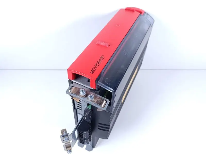 Produktfoto 1 von SEW Movidrive MDX61B0005-5A3-4-0T 400V 1,8A 0,55kW TESTED & TOP ZUSTAND