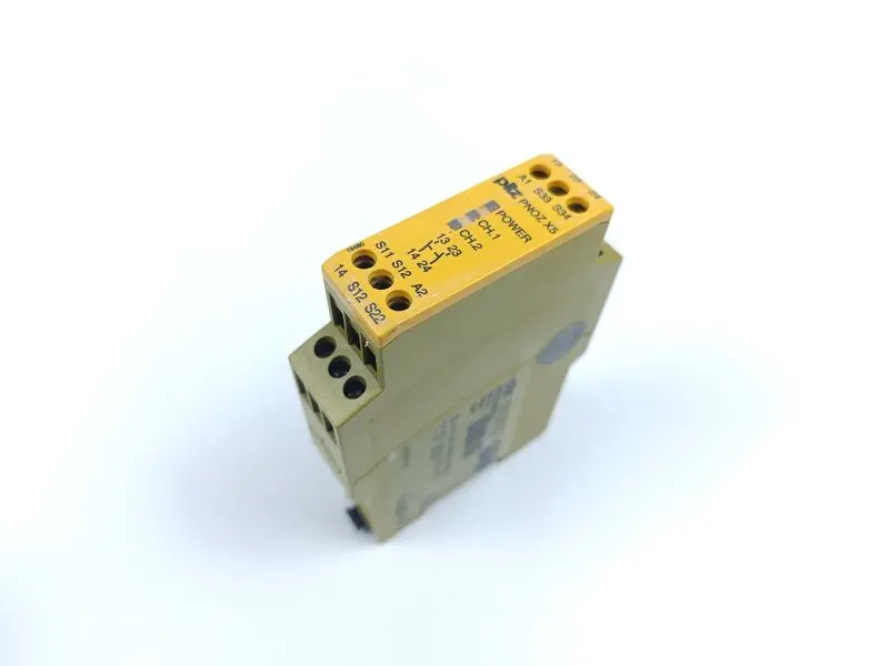 Produktfoto 1 von PILZ PNOZ X5 24VACDC 2n/o ID No: 774325 TESTED & NEUWERTIG