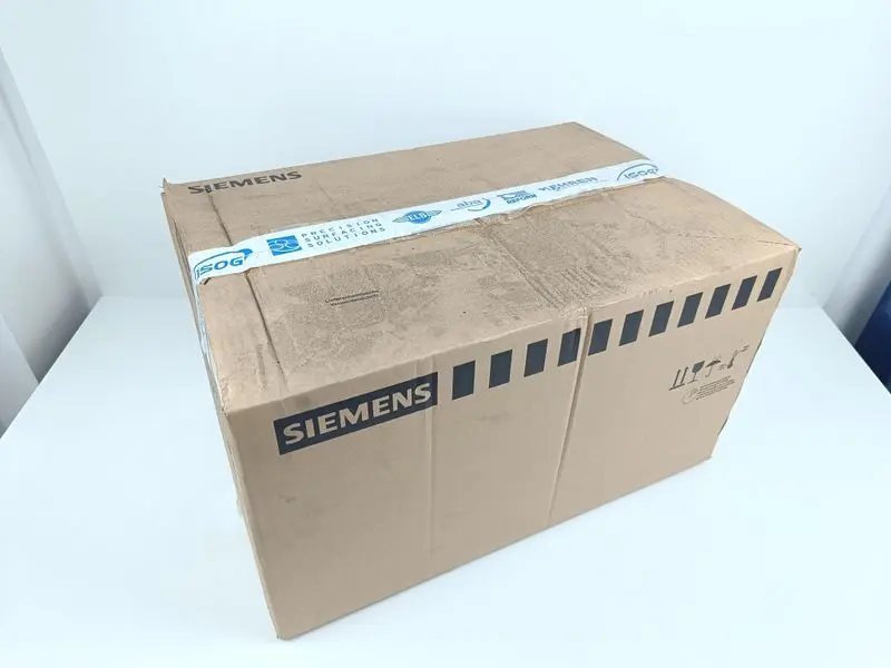 Produktfoto 1 von Siemens Sinamics Double Motor Module 6SL3120-2TE21-8AD0 FS: D 2x18A UNUSED & OVP