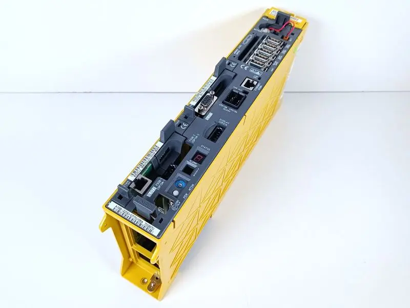 Produktfoto 1 von Fanuc A02B-0326-B802 31i-B5 + A16B-3200-0770 /02A + A20B8101-0770/06B NEUWERTIG