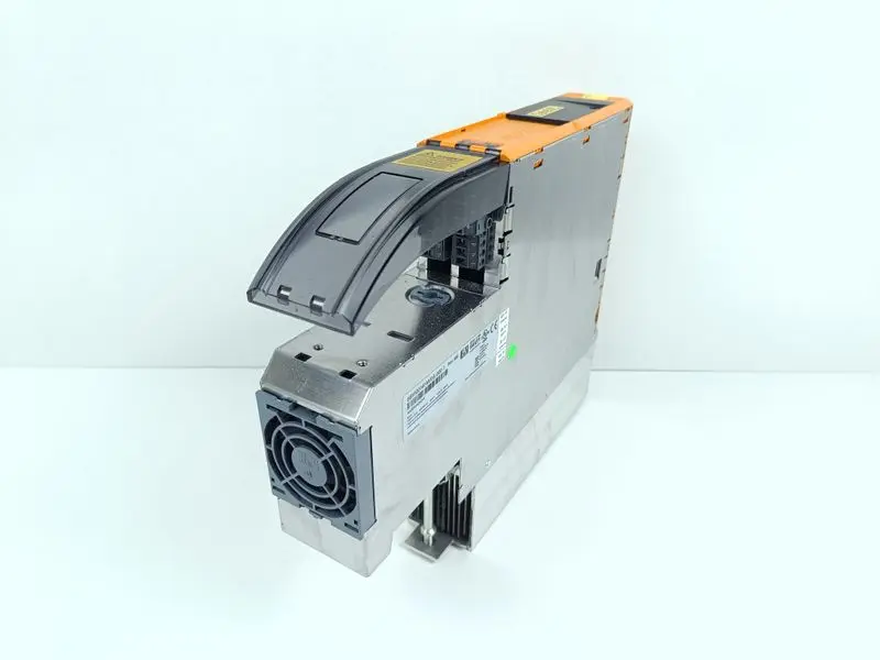 Produktfoto 1 von B&R ACOPOS MULTI I0014DS 8BVI0014HWDS.000-1 Rev. M0 NEUWERTIG