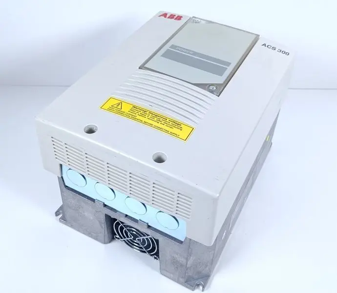 Produktfoto 1 von ABB ACS300 ACS301-2P7-3 Inverter ACS 301-2P7-3  400V 4,1A NEUWERTIG