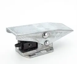 Produktfoto 1 von 03048302 3/2-WV G1/8 Pedal 2-Stell