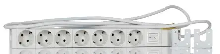 Produktfoto 1 von Rittal H05VV-F3 Typ F Steckdosenleiste Überspannungsschutz, 7-fach 16A Typ F – Deutscher Schuko, 2m Kabel, 230V ac